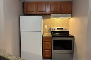 1088 Bishop St, Honolulu, HI 96813 - Photo 2