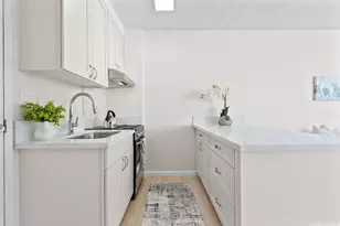 1560 Kanunu St, Honolulu, HI 96814 - Photo 6