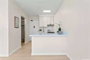 1560 Kanunu St, Honolulu, HI 96814 - Photo 18