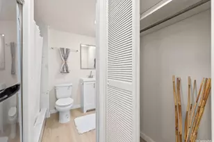 1560 Kanunu St, Honolulu, HI 96814 - Photo 12