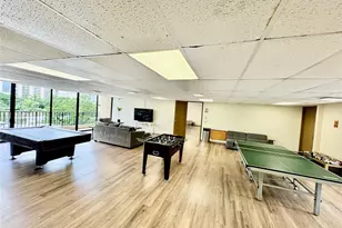 411 Hobron Ln, Honolulu, HI 96815 - Photo 20