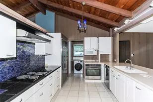 46-171 Hinalani St, Kaneohe, HI 96744 - Photo 8