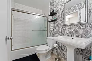 468 Mananai Pl, Honolulu, HI 96818 - Photo 1