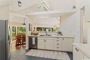 358 Kuanalu Pl, Honolulu, HI 96825 - Photo 10