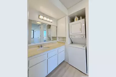 411 Hobron Lane #1010, Honolulu, HI 96815 - Photo 12