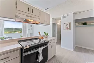 3045 Ala Napuaa Pl, Honolulu, HI 96818 - Photo 2