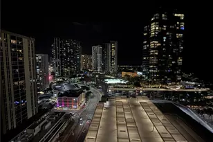 1001 Queen St, Honolulu, HI 96814 - Photo 2