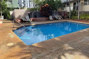 2724 Kahoaloha Ln, Honolulu, HI 96826 - Photo 8
