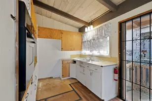 1067 Kina St, Kailua, HI 96734 - Photo 6