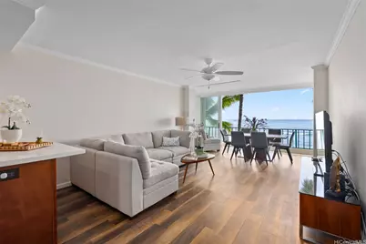2999 Kalakaua Avenue #202, Honolulu, HI 96815 - Photo 1