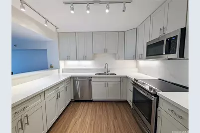 1525 Wilder Avenue #1004, Honolulu, HI 96822 - Photo 4