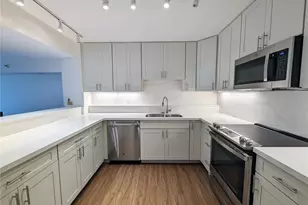 1525 Wilder Ave, Honolulu, HI 96822 - Photo 4