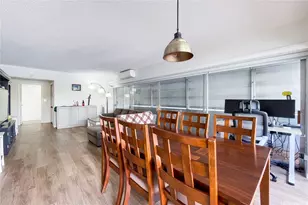 2015 Ala Wai Blvd, Honolulu, HI 96815 - Photo 2