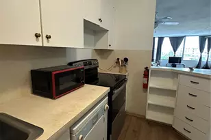 435 Seaside Ave, Honolulu, HI 96815 - Photo 8