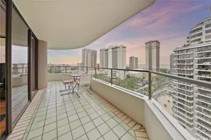 1910 Ala Moana Blvd, Honolulu, HI 96815 - Photo 4