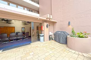 1910 Ala Moana Blvd, Honolulu, HI 96815 - Photo 20