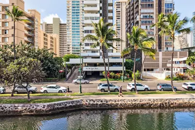 2421 Ala Wai Boulevard #PH2, Honolulu, HI 96815 - Photo 20