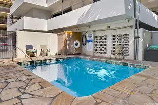 2421 Ala Wai Blvd, Honolulu, HI 96815 - Photo 20