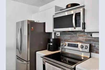 60 N Beretania Street #1706, Honolulu, HI 96817 - Photo 8