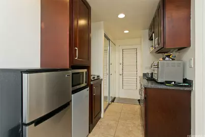 2547 Ala Wai Boulevard #702, Honolulu, HI 96815 - Photo 12