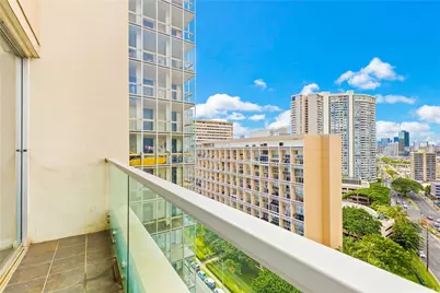 555 University Avenue #1904, Honolulu, HI 96826 - Photo 14