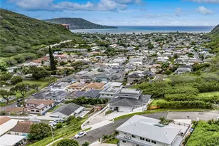 597 and 597 A Papahehi Pl, Honolulu, HI 96821 - Photo 4