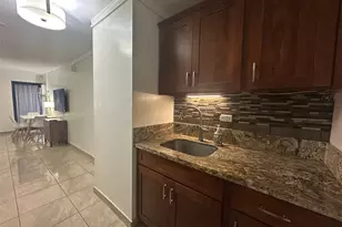 2465 Kuhio Ave, Honolulu, HI 96815 - Photo 14