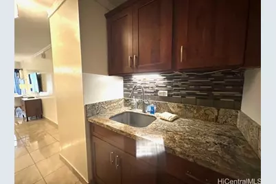 2465 Kuhio Avenue #304, Honolulu, HI 96815 - Photo 12