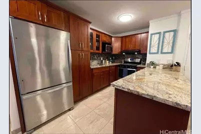 2465 Kuhio Avenue #304, Honolulu, HI 96815 - Photo 2