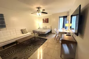 2465 Kuhio Ave, Honolulu, HI 96815 - Photo 10