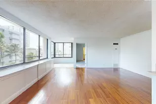 2215 Aloha Dr, Honolulu, HI 96815 - Photo 14