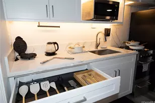 1911 Kalakaua Ave, Honolulu, HI 96815 - Photo 6