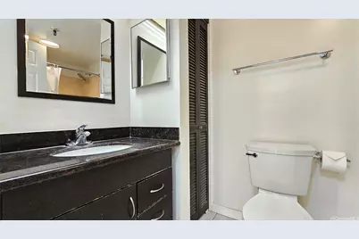 2040 Nuuanu Avenue #703, Honolulu, HI 96817 - Photo 14