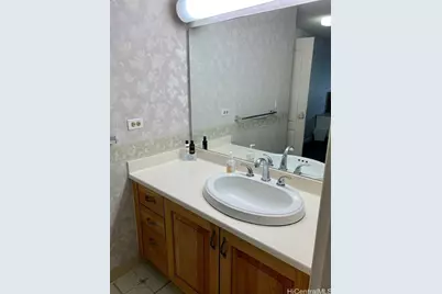 2240 Kuhio Avenue #3204, Honolulu, HI 96815 - Photo 8