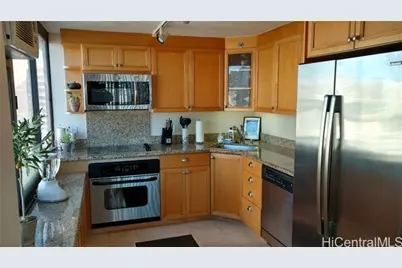 343 Hobron Lane #2201, Honolulu, HI 96815 - Photo 2