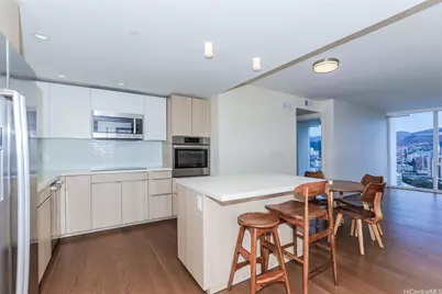 888 Kapiolani Boulevard #3111, Honolulu, HI 96814 - Photo 2