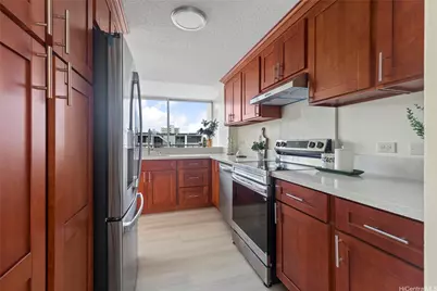 1310 Heulu Street #301, Honolulu, HI 96822 - Photo 4