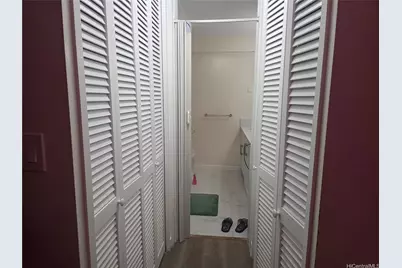 1655 Makaloa Street #2204, Honolulu, HI 96814 - Photo 6