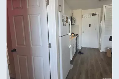 1655 Makaloa Street #2204, Honolulu, HI 96814 - Photo 4