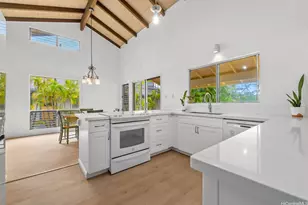 95-153 Makaunulau Pl, Mililani, HI 96789 - Photo 6