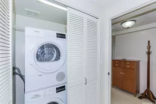 343 Hobron Ln, Honolulu, HI 96815 - Photo 8