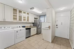 1676 Ala Moana Blvd, Honolulu, HI 96815 - Photo 2