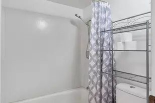 98-500 Koauka Loop, Aiea, HI 96701 - Photo 12