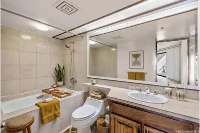 555 Hahaione Street #3E, Honolulu, HI 96825 - Photo 4