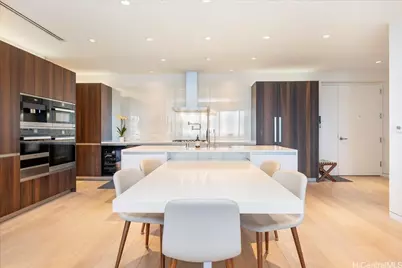 1118 Ala Moana Boulevard #1002, Honolulu, HI 96814 - Photo 8