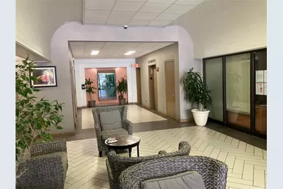 747 Amana Street #905, Honolulu, HI 96814 - Photo 8