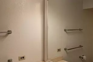 747 Amana St, Honolulu, HI 96814 - Photo 4