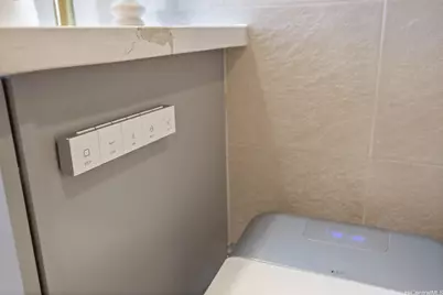 444 Kanekapolei Street #PH-F (1605), Honolulu, HI 96815 - Photo 24