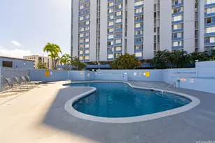 3045 Ala Napuaa Pl, Honolulu, HI 96818 - Photo 16