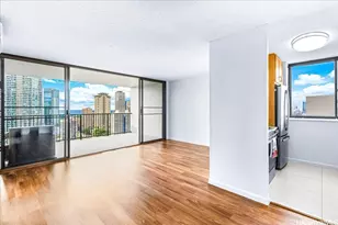 2444 Hihiwai St, Honolulu, HI 96826 - Photo 4